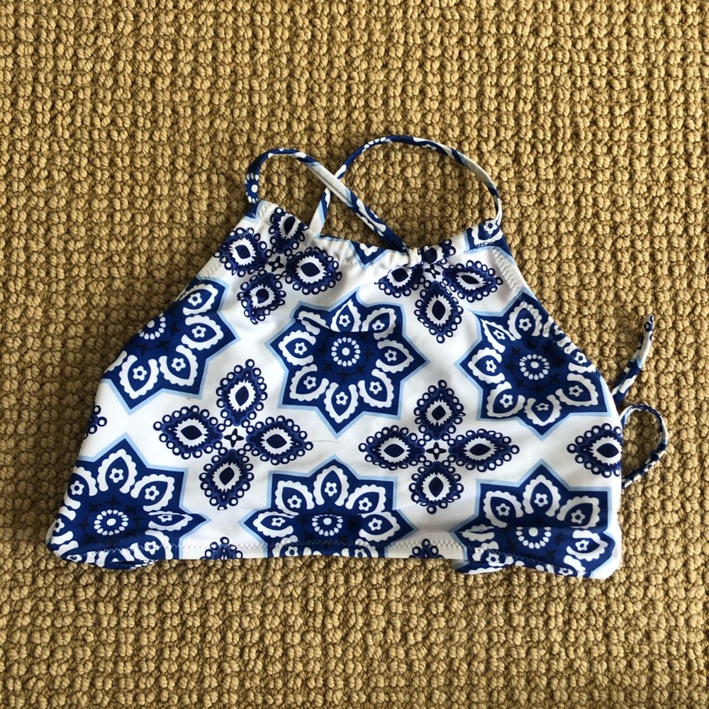 Size S Cupshe Bikini top